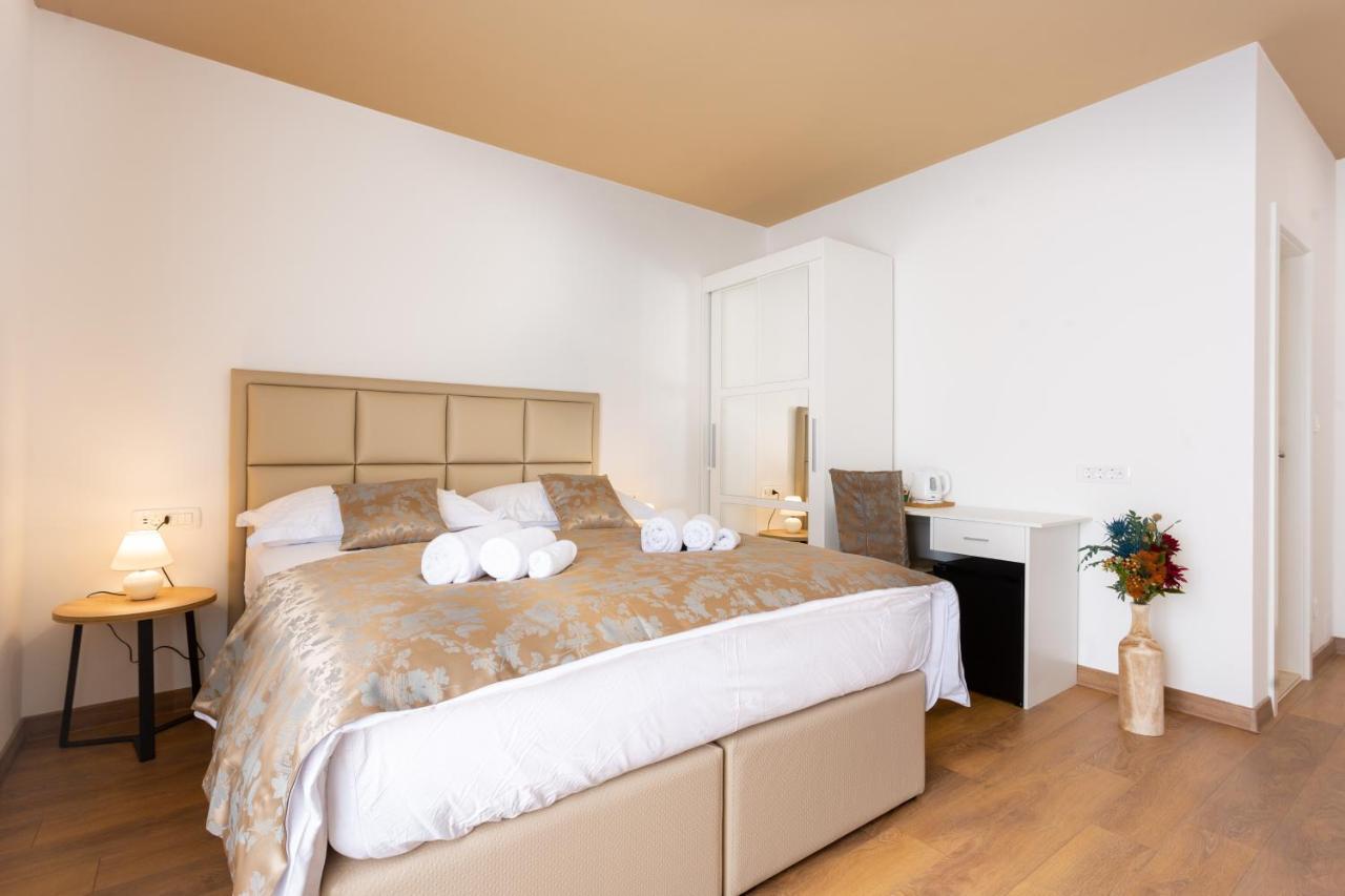 Luxury Rooms Fetivi スプリト エクステリア 写真