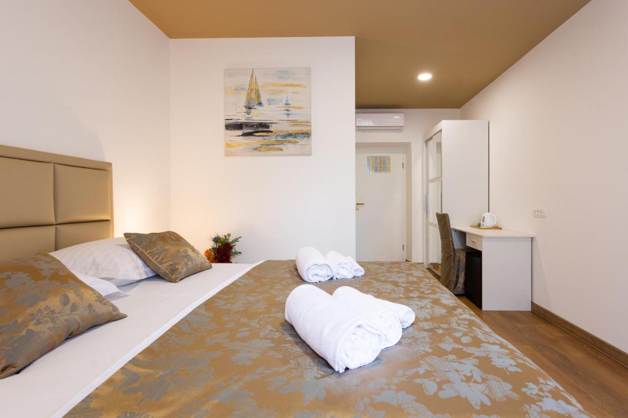 Luxury Rooms Fetivi スプリト エクステリア 写真