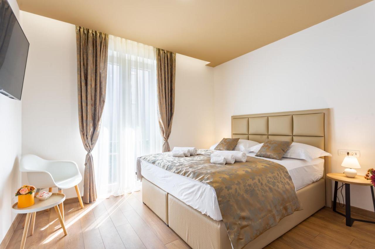 Luxury Rooms Fetivi スプリト エクステリア 写真